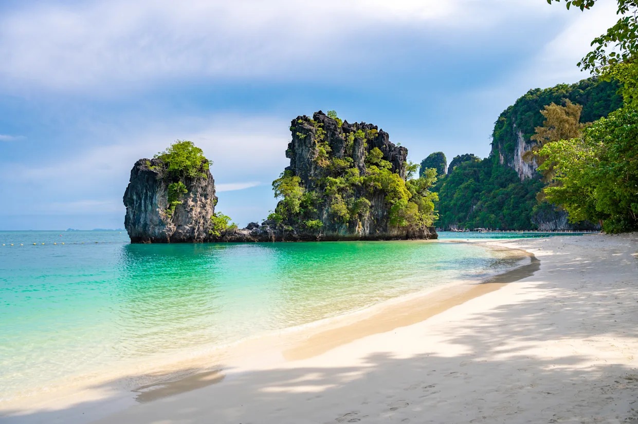 These tourist hotspots are too crowded to enjoy this summer