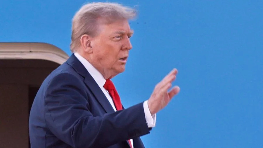 Trump approval rating slips to 38 percent: Poll