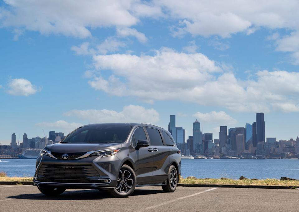 2025 Toyota Sienna Toyota