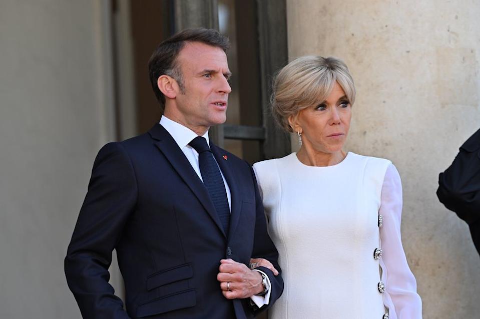 Emmanuel Macron y su mujer Brigitte durante la visita del presidente de Estados Unidos Joe Biden, París junio 2024