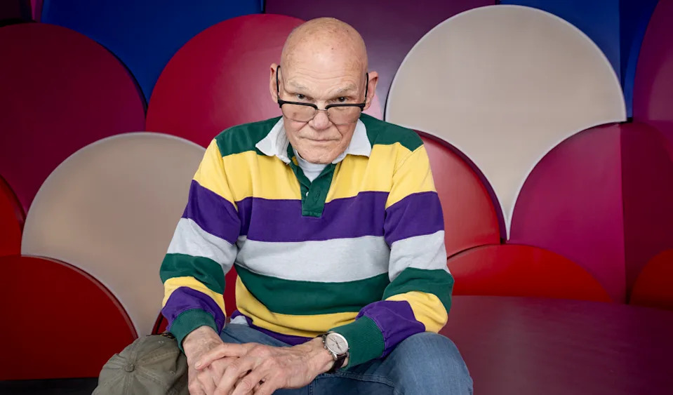 Carville demands Dems ‘kick the s--- out of’ JD Vance over 'Martha's Vineyard of England' vacation
