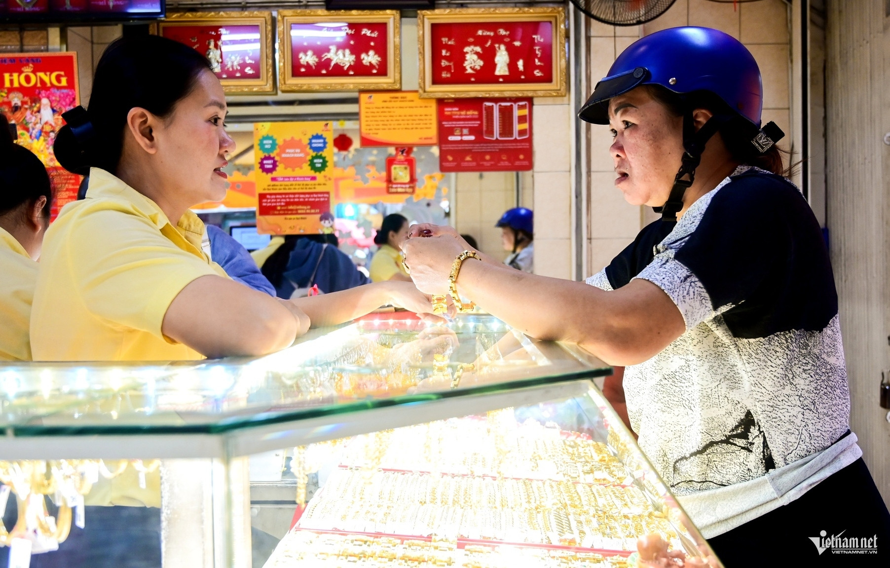 Giá vàng liên tục phá đỉnh, vượt 125 triệu/lượng: Điểm khác biệt với ‘cơn sóng’ đầu năm