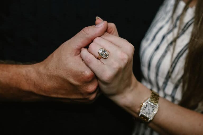 Así es el anillo de compromiso de Taylor Swift (Foto: Instagram @taylorswift)