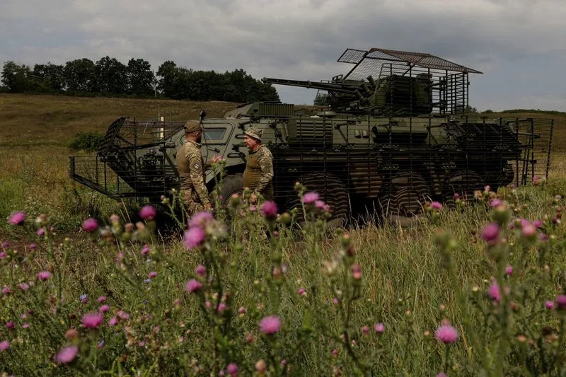EU leaders say Ukraine should have freedom to decide its future