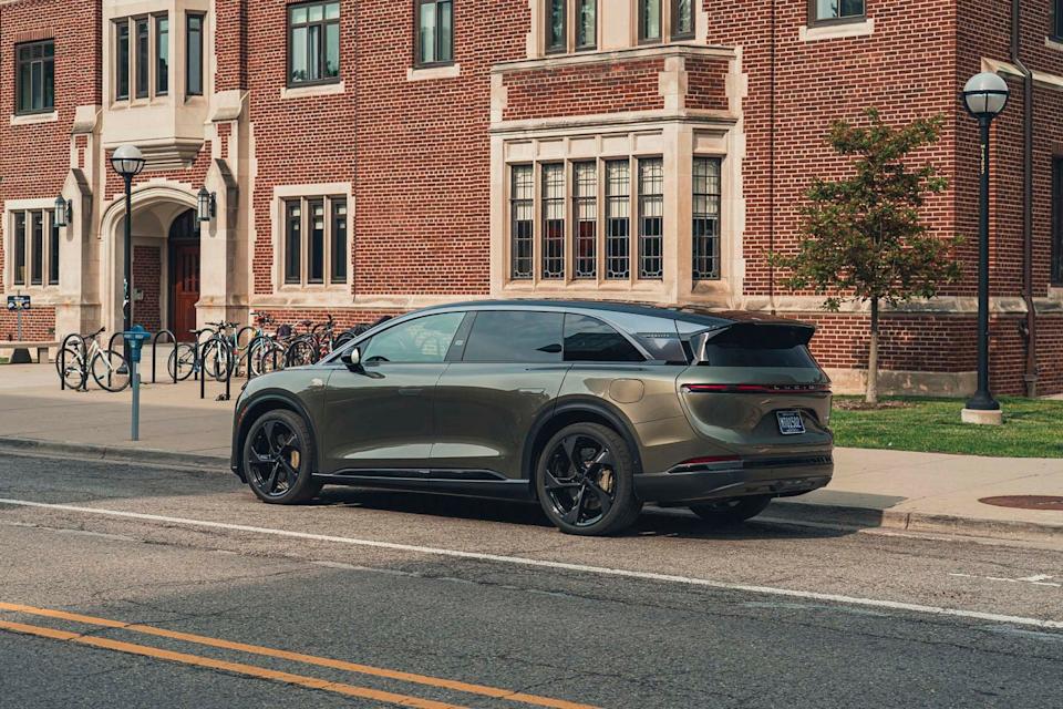 2026 lucid gravity dream edition