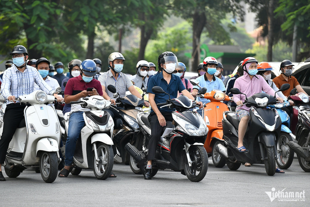Hà Nội: Phường Cửa Nam bác thông tin thí điểm cấm xe chạy xăng