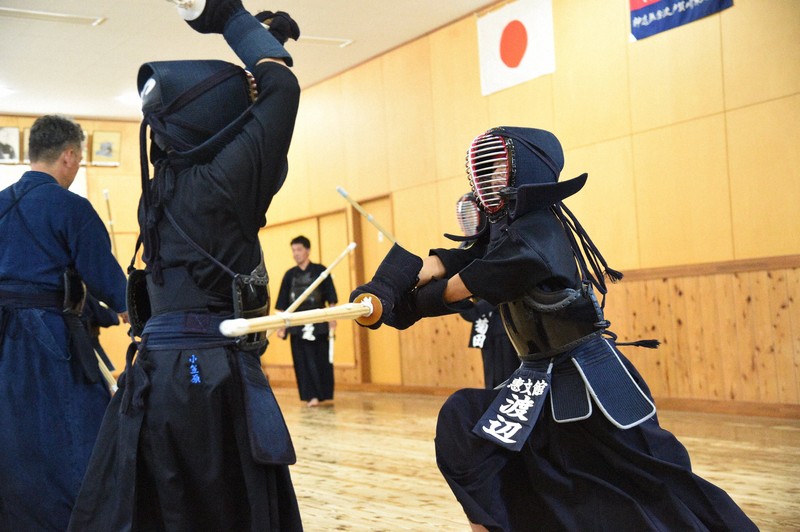 「生涯剣道」を掲げる神道無念流 戸賀崎練武道場 惠文館。その土台となる基本稽古が指導の中心だ=埼玉県久喜市で2025年7月20日午前8時13分、高橋将平撮影