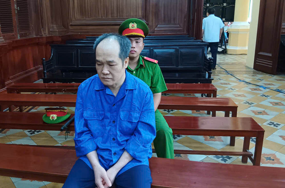 Hai cựu chủ tịch công ty mang đất đã bán cho dân đi cầm cố và cấn trừ nợ