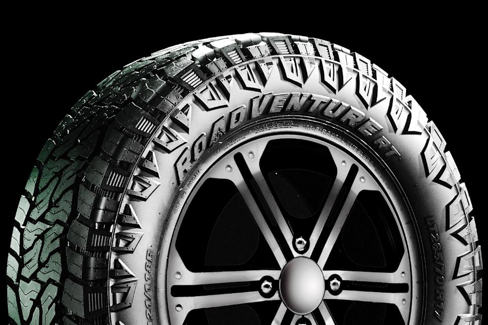 Kumho Road Venture RT