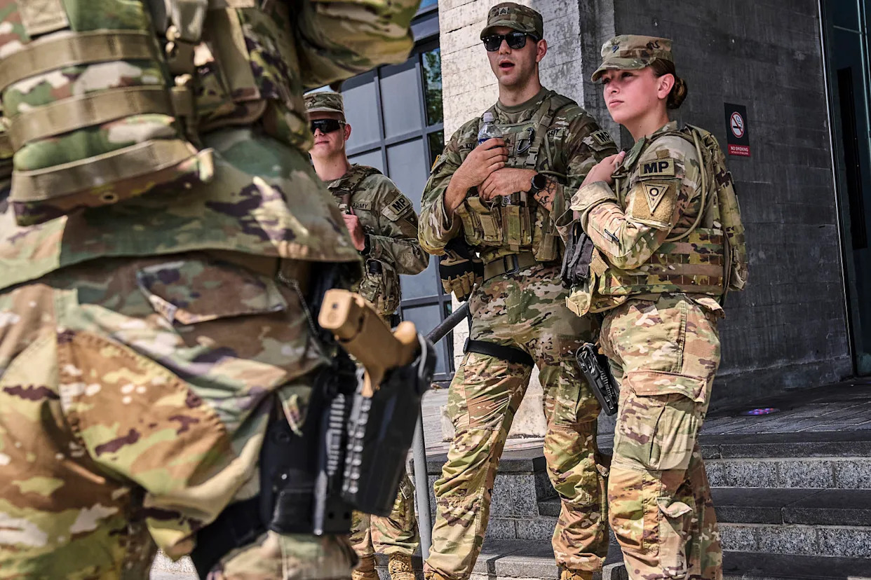 The weapons that National Guard troops now carry in Washington, D.C.