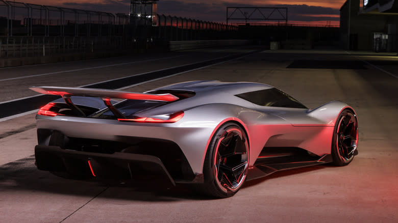 Rear 3/4 view of the Chevrolet Corvette CX concept