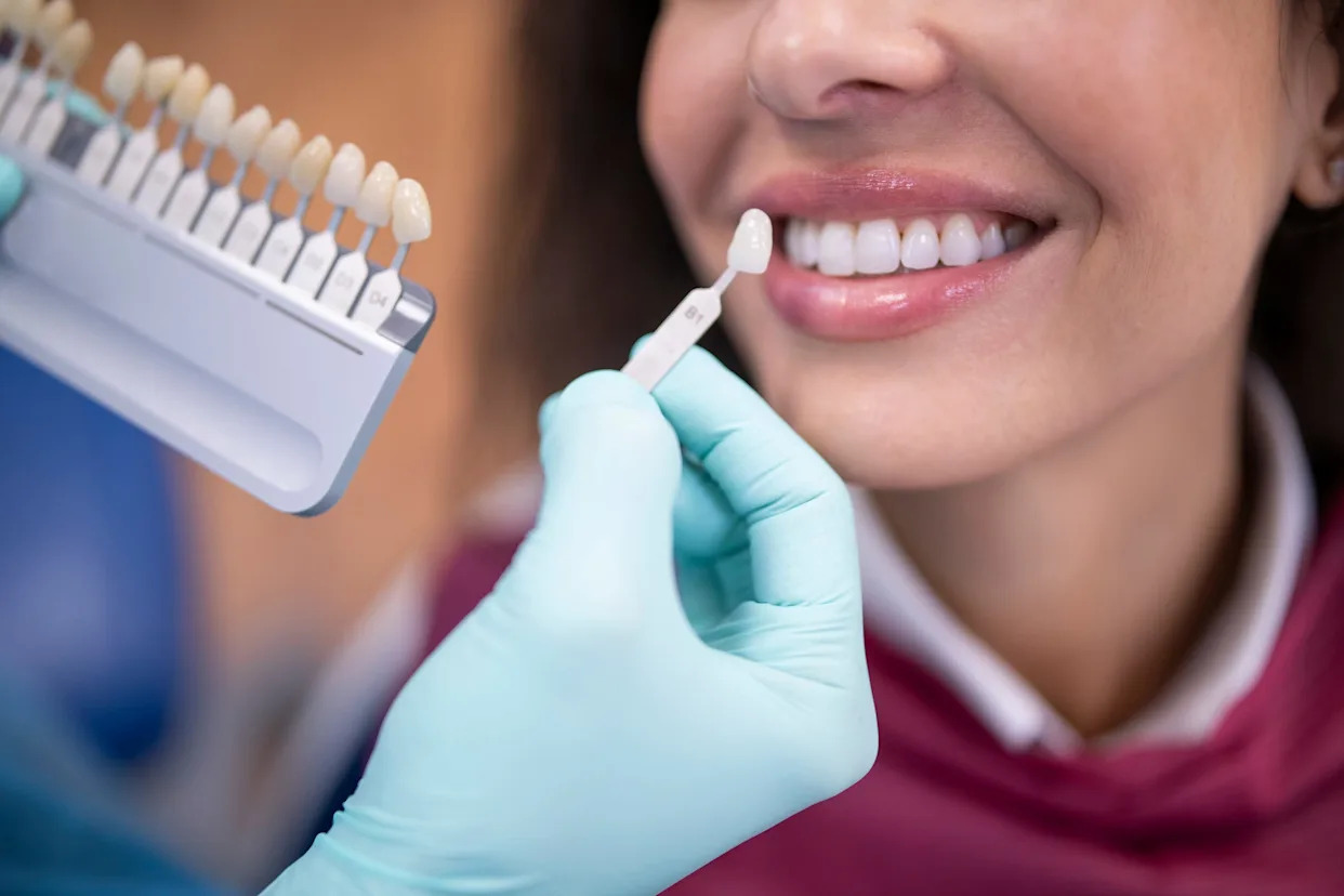 Woman allegedly used nail glue for unlicensed dental procedures, police say
