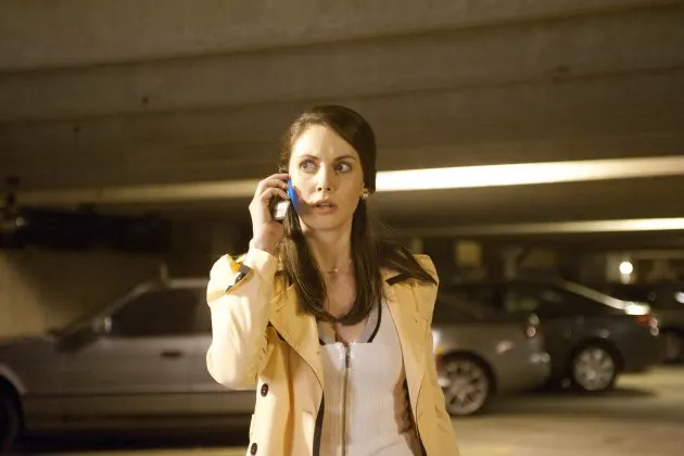 Alison Brie Says the ‘Problem With the Current Era’ of ‘Scream’ Is That ‘Too Many People Live’: ‘The Core Four Needs to Die’