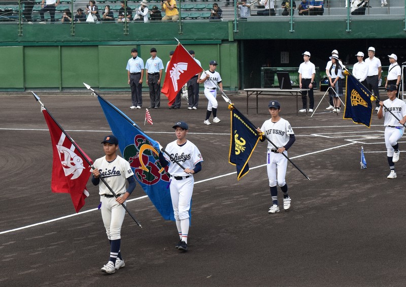 全国の16校が出場、日本一目指し熱戦火ぶた　高校軟式野球大会開幕