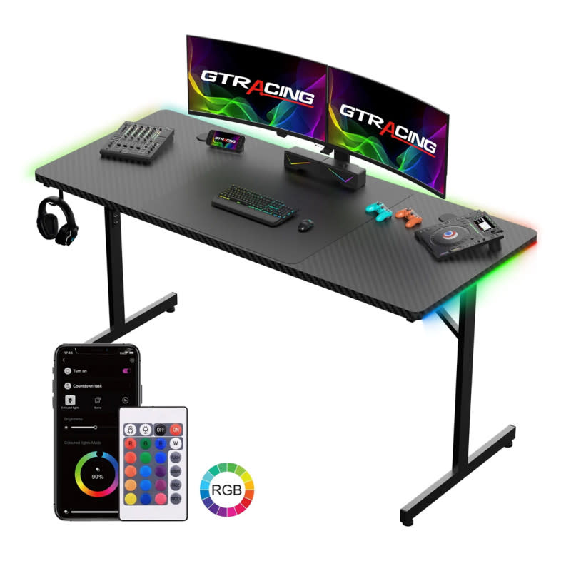 Walmart Is Selling a 'Sturdy' $150 GTRacing Gaming Desk for Just $70