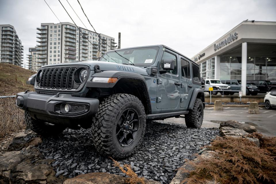 New Car Buyers Are Getting Trapped in This Scary Financial Situation