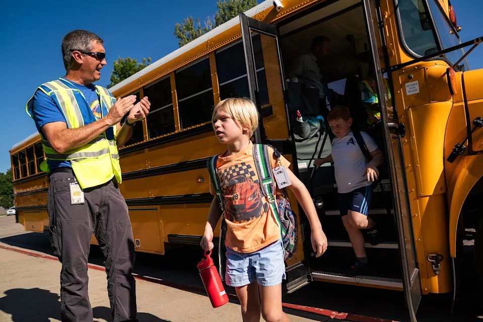 Do I need to stop when school-bus lights are flashing? Here's what Colorado law says