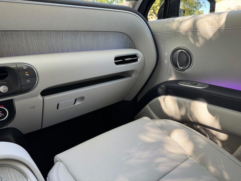 The cabin is notable for soft curves, beautiful materials and ambient lighting in the 2026 Hyundai Palisade