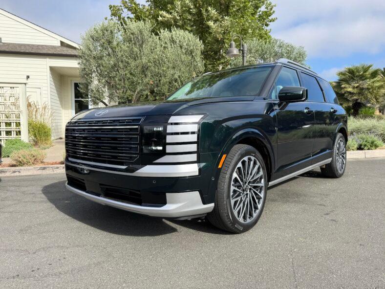 The front of the 2026 Hyundai Palisade