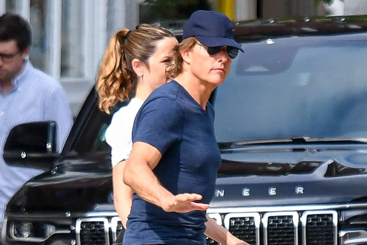 TheImageDirect.com Ana de Armas (left) and Tom Cruise (right) in Vermont on July 27
