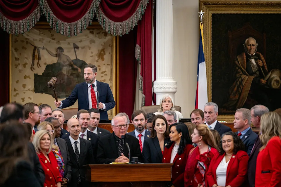 Texas, California legislatures gear up for major redistricting faceoff