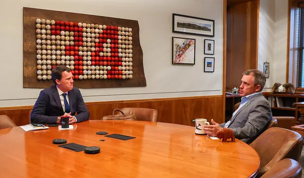 Australian diplomat visits North Dakota to promote shared interests