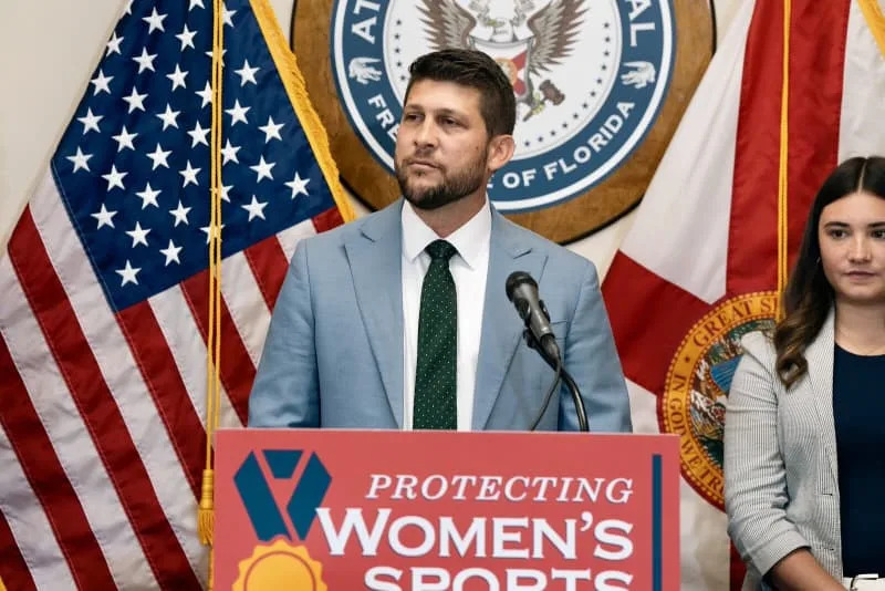 Florida attorney general seeks penalties against California, Washington