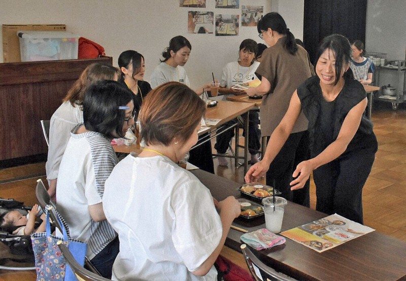 保育園のお迎えついでにおかずゲット　無添加で安心、親子の時間を