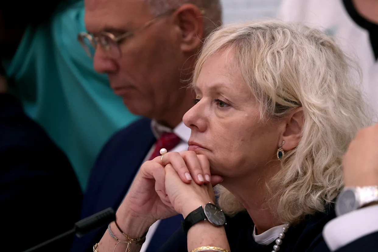 Israel court halts gov’t firing of attorney general investigating Netanyahu