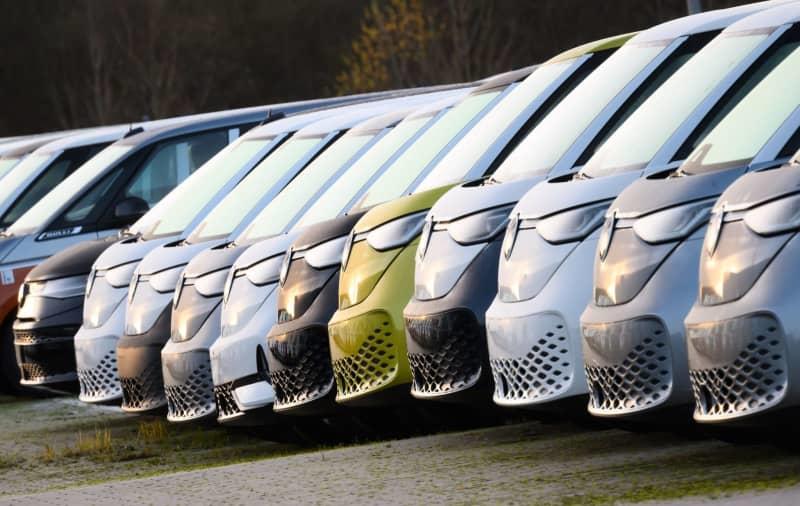 Price gap narrows between combustion and electric cars in Germany