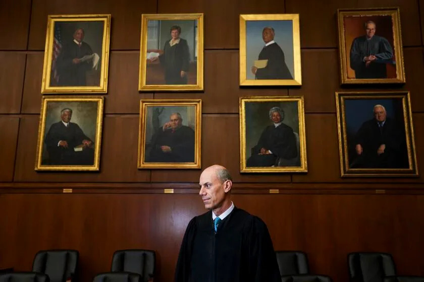 Abcarian: Will Trump weaken the federal judiciary with specious accusations against judges?