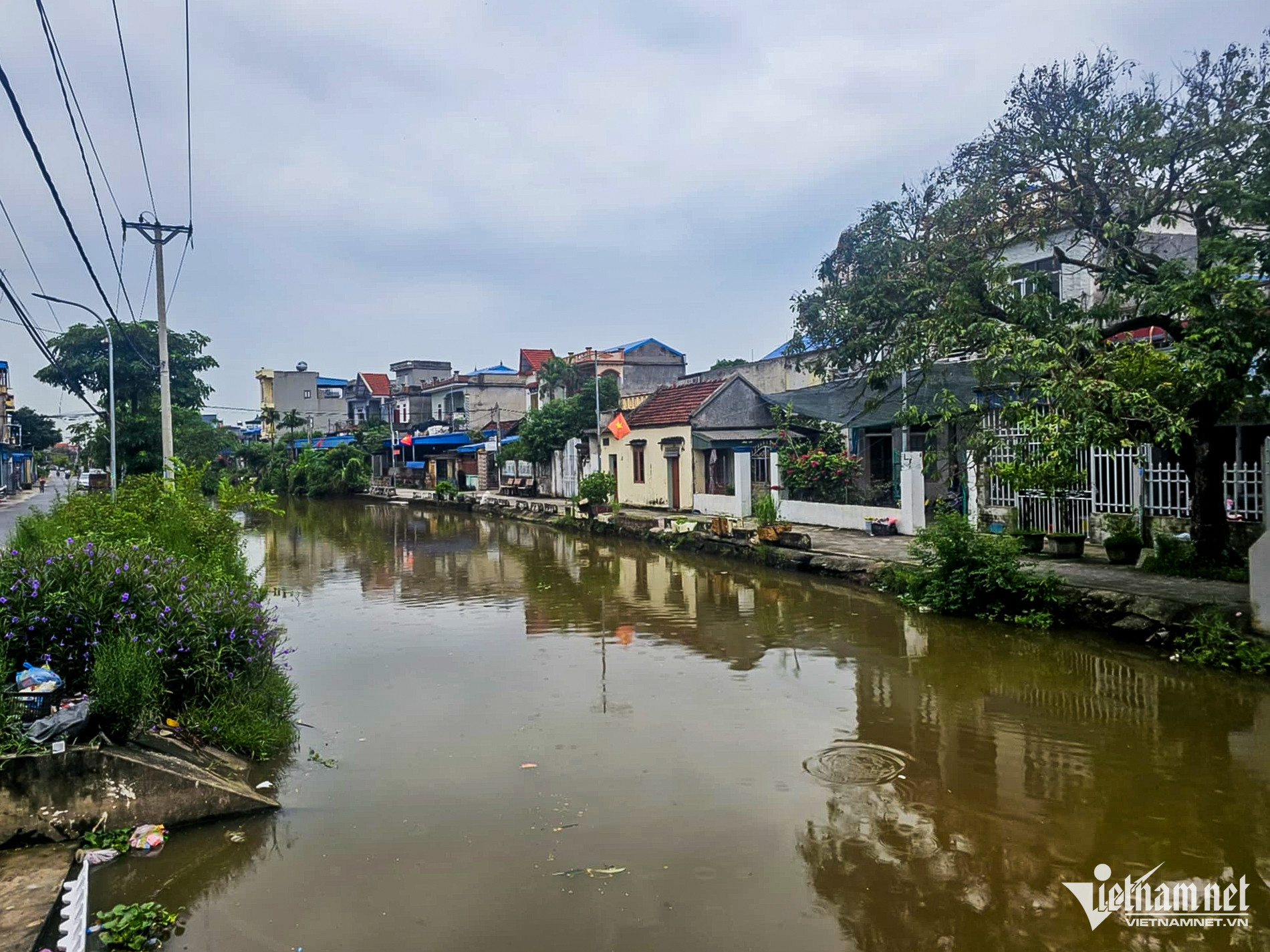 Người mẹ ôm con 5 tháng tuổi tự tử ở Ninh Bình, tiết lộ lý do xót xa