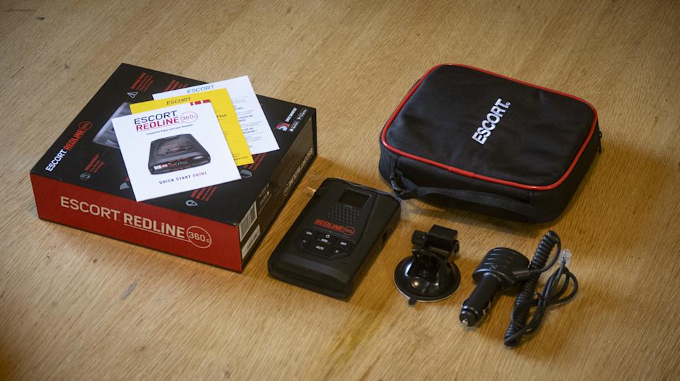 Escort Redline 360c unboxing.