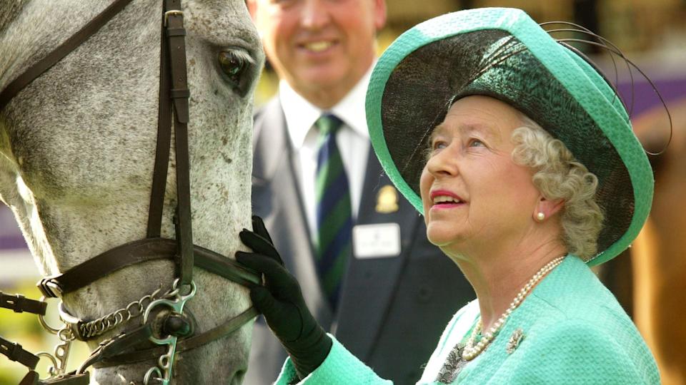 La reina Isabel II tenía una enorme fascinación por los caballos