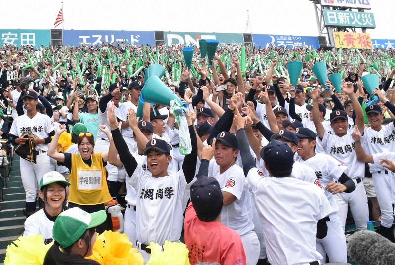 「年がいもなく泣けた」　沖縄尚学・宜野座の活躍に父　夏の甲子園
