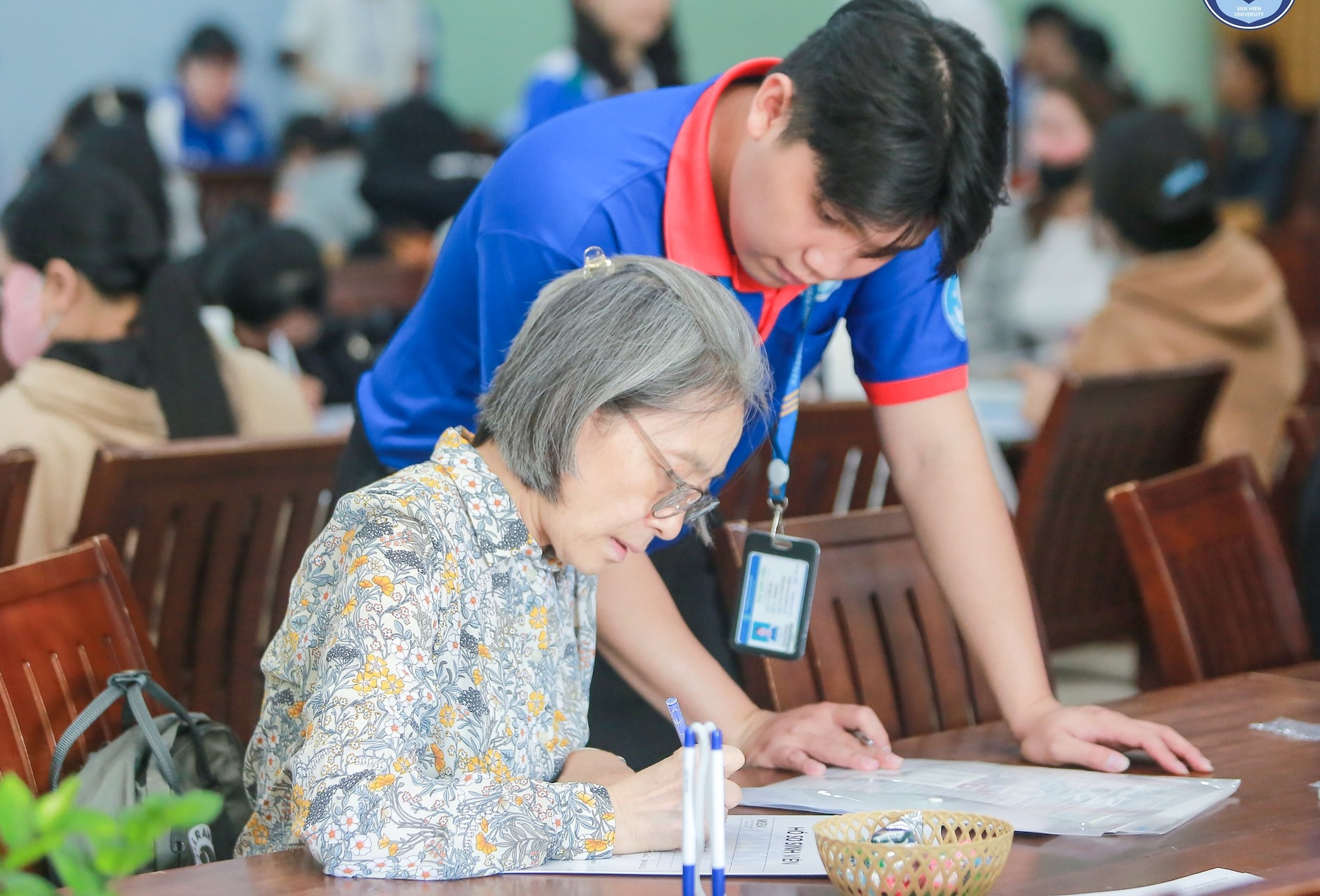 Người phụ nữ tại TPHCM trở thành tân sinh viên ở tuổi 62