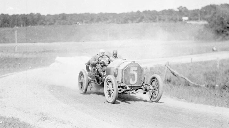 C.A. Englebeck pilots a Stoddard-Dayton race car at the 1909 Cobe Cup