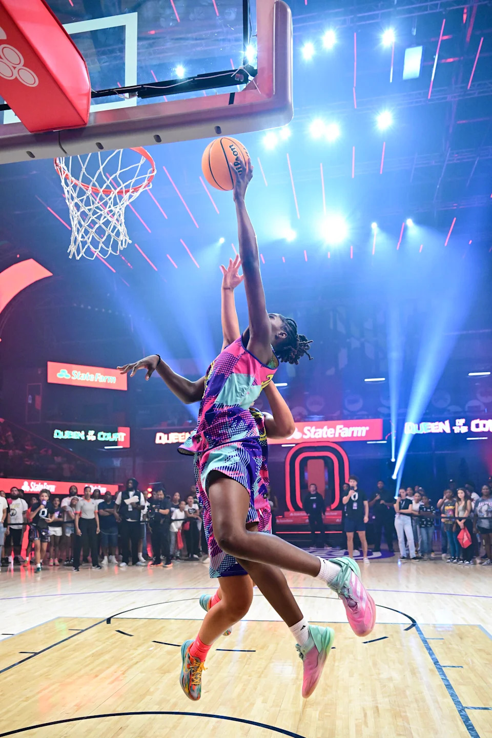Oliviyah Edwards goes up for the layup during the State Farm Queen of the Court Takeover on Saturday, August 17, 2024 at OTE Arena in Atlanta, Georgia. (Photo by Adam Hagy/Overtime)