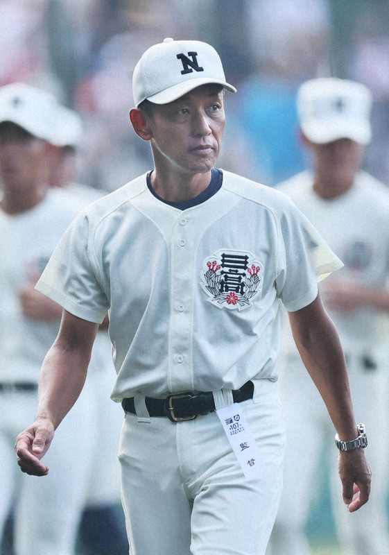 日大三・三木監督、連続完投のエースは「昭和な感じ」　夏の甲子園