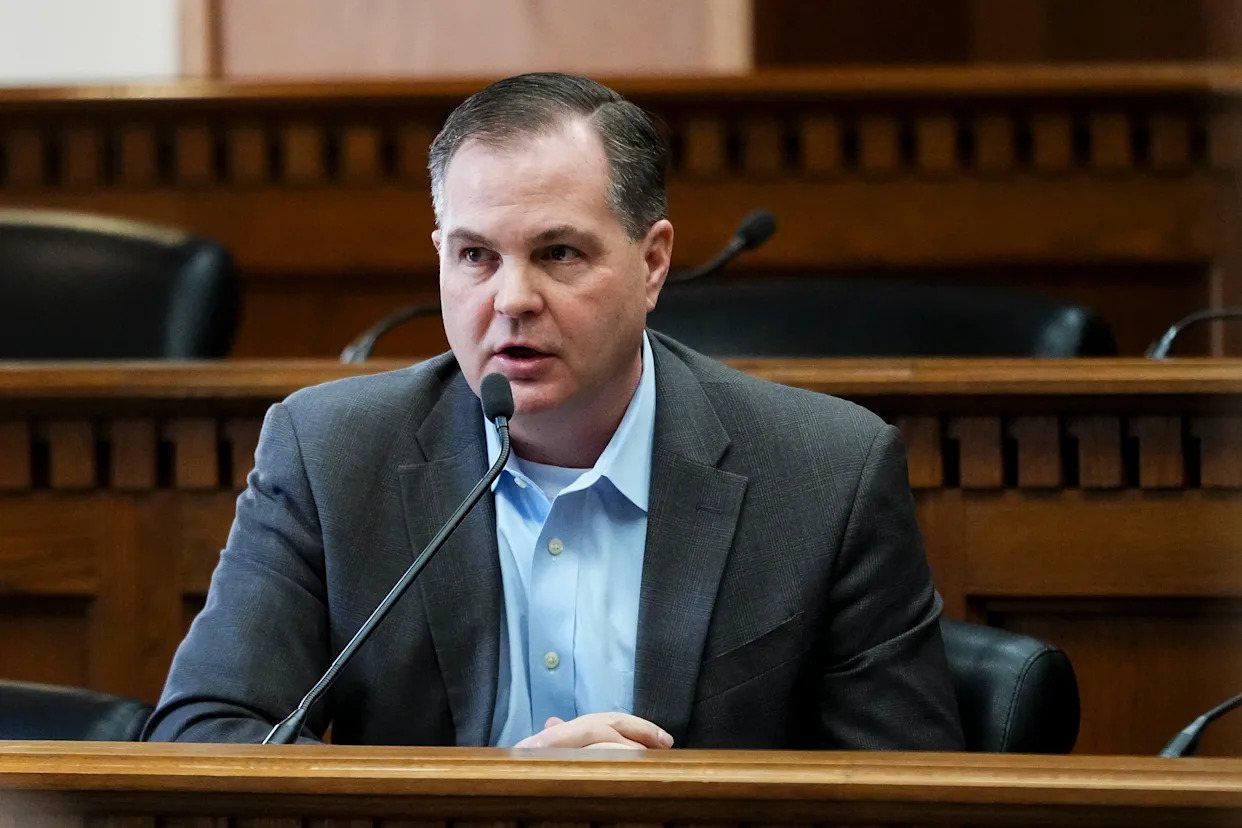 GOP Washington state Sen. John Braun is running for Democratic Rep. Marie Gluesenkamp Perez's seat