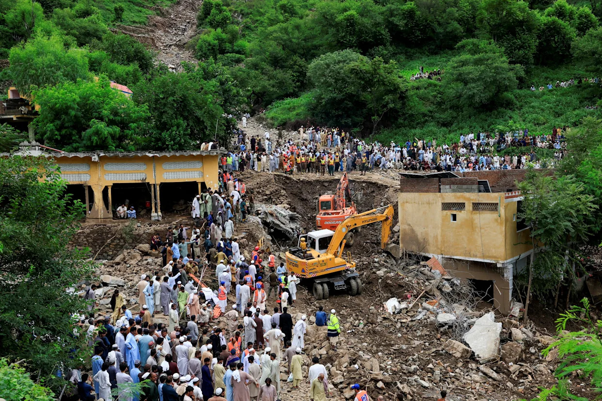 Pakistan restores electricity, reopens roads after floods kill hundreds