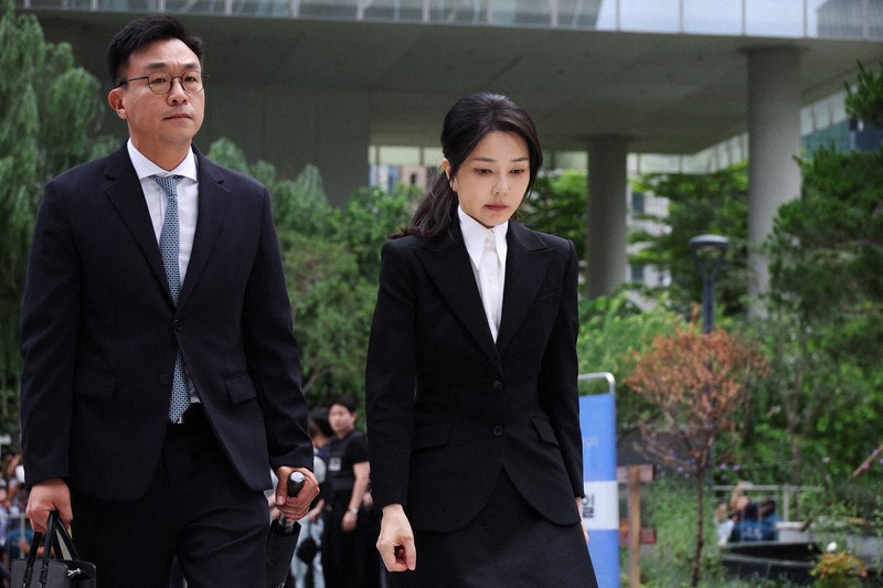 韓国特別検察、尹前大統領の妻を逮捕　株価操作事件に関与か