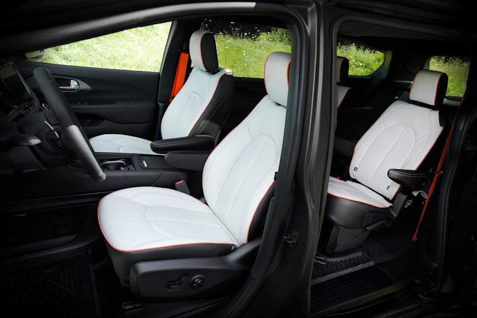 chrysler pacifica grizzly peak concept