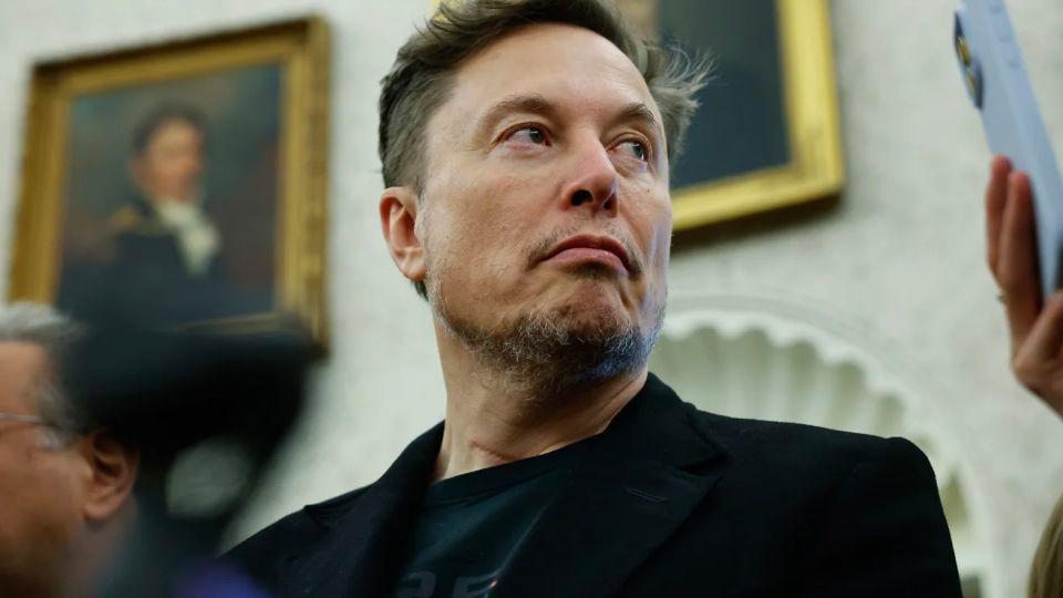 Musk, quien recibió críticas por recortar los presupuestos en todo el Gobierno federal cuando era jefe del Departamento de Eficiencia Gubernamental - Chip Somodevilla/Getty Images