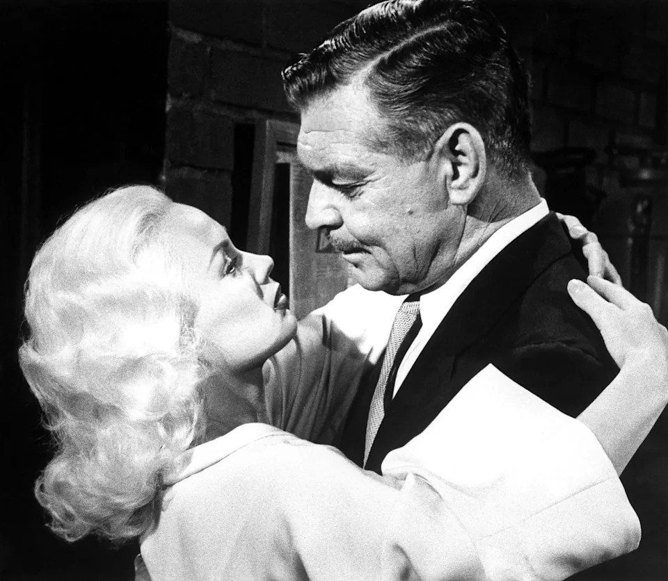 TEACHER'S PET, from left, Mamie Van Doren, Clark Gable, 1958