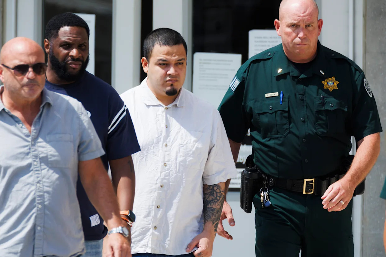 Kilmar Abrego Garcia says Trump administration using threatened deportation to Uganda to coerce guilty plea