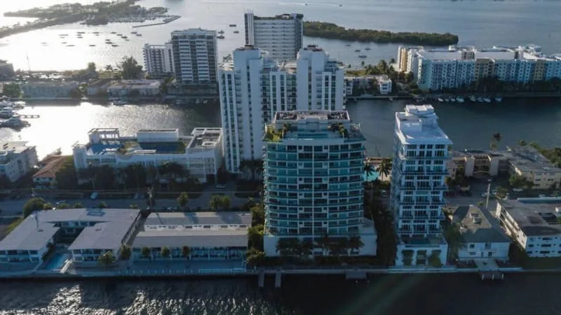 Florida condos are struggling. Could they be redeveloped?