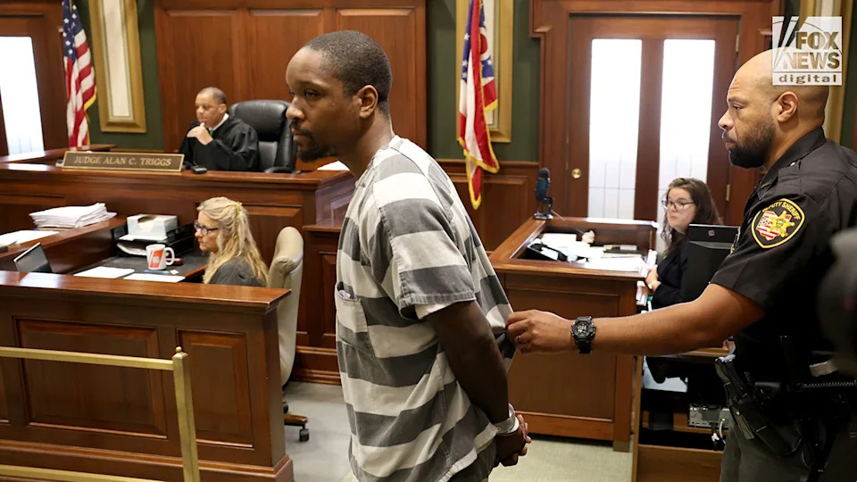 Cincinnati felon with 22 prior arrests indicted for allegedly snatching victim's chain during viral beatdown