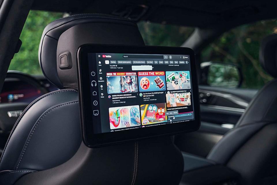 2025 cadillac escalade iq