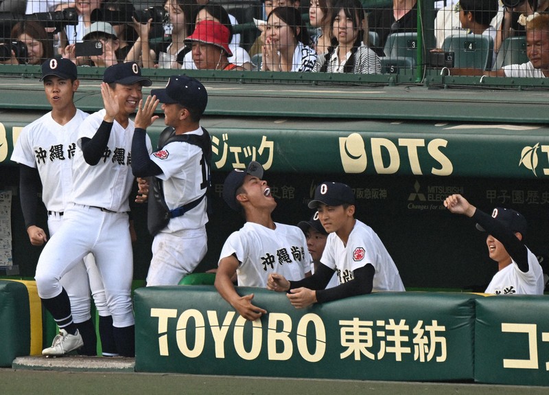車が消える国道58号　沖縄はなぜ高校野球が特別？　夏の甲子園